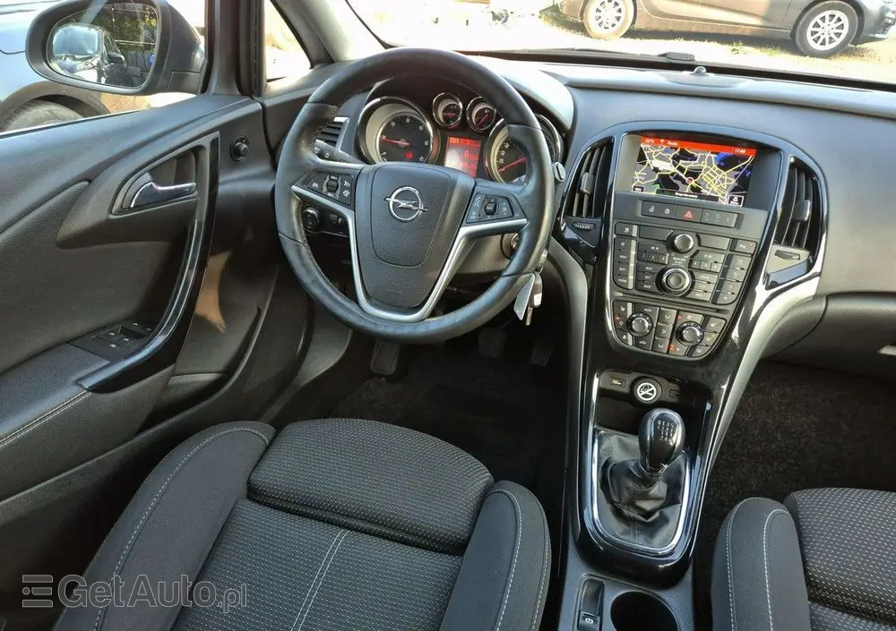 OPEL Astra 2.0 CDTI DPF SportsTourer Exklusiv