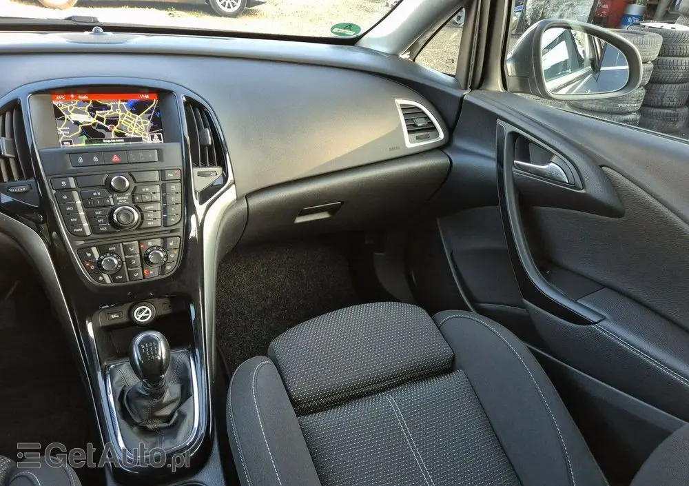 OPEL Astra 2.0 CDTI DPF SportsTourer Exklusiv