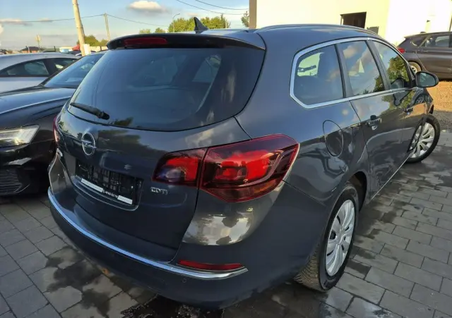 OPEL Astra 2.0 CDTI DPF SportsTourer Exklusiv