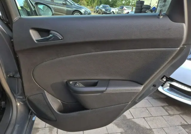 OPEL Astra 2.0 CDTI DPF SportsTourer Exklusiv