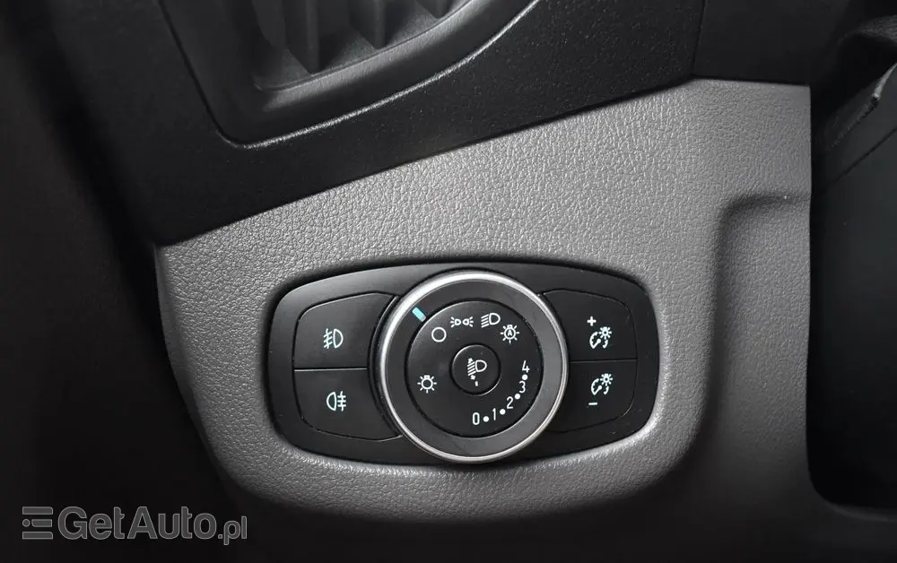 FORD TRANSIT CONNECT 230 L2 