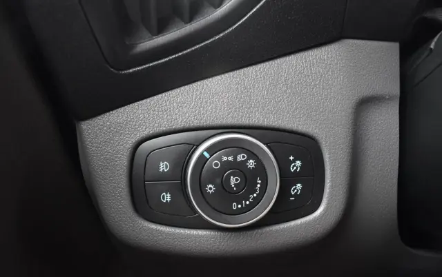 FORD TRANSIT CONNECT 230 L2 