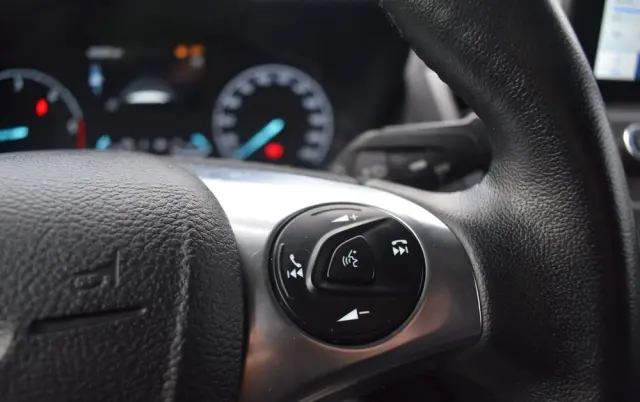 FORD TRANSIT CONNECT 230 L2 