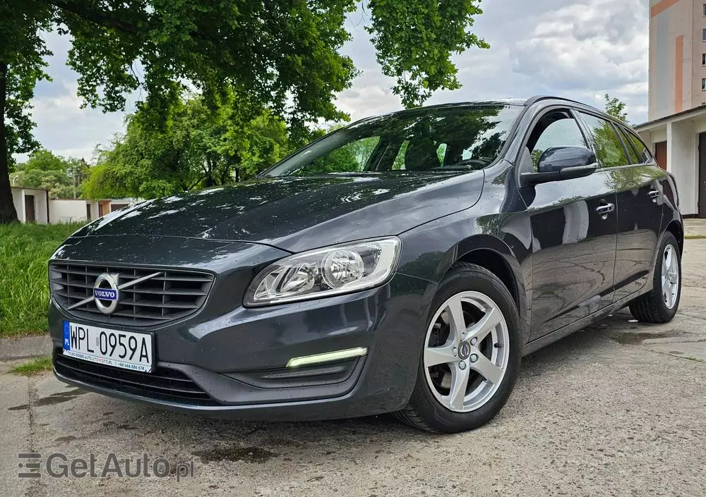 VOLVO V60 D2 Drive-E Momentum