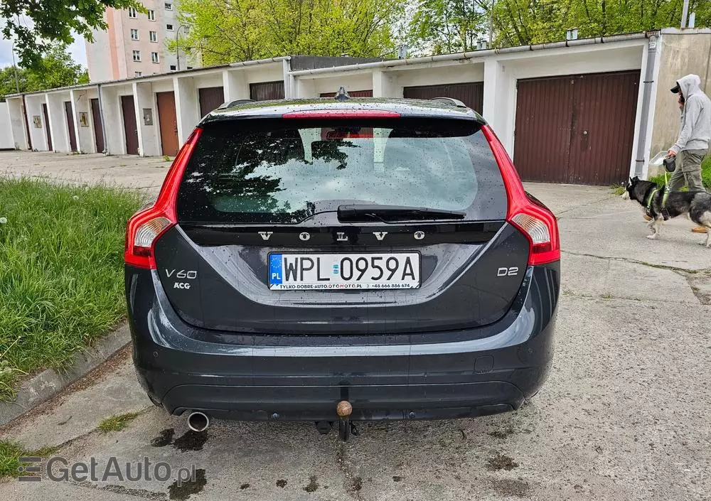 VOLVO V60 D2 Drive-E Momentum
