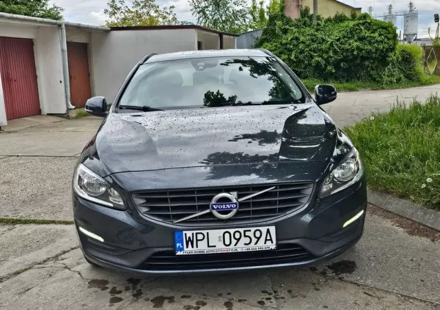 VOLVO V60 D2 Drive-E Momentum