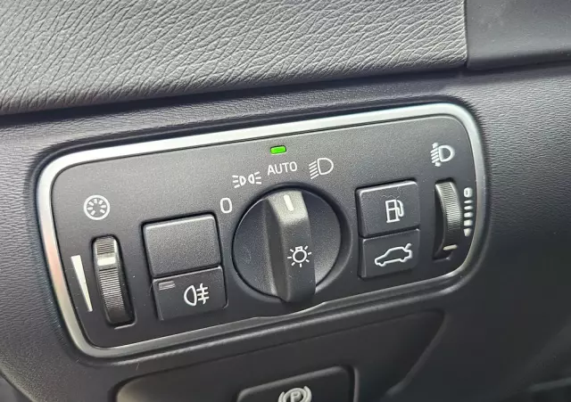 VOLVO V60 D2 Drive-E Momentum