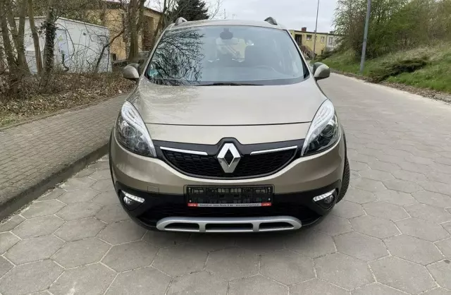 RENAULT Scenic 