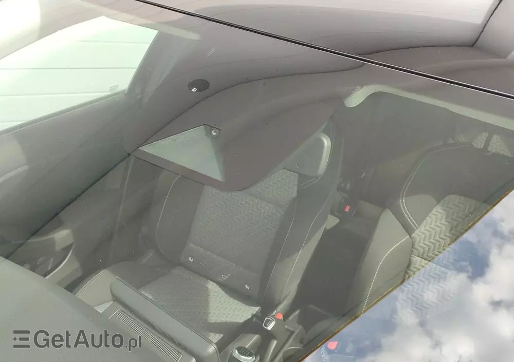 RENAULT Clio TCe 90 EQUILIBRE