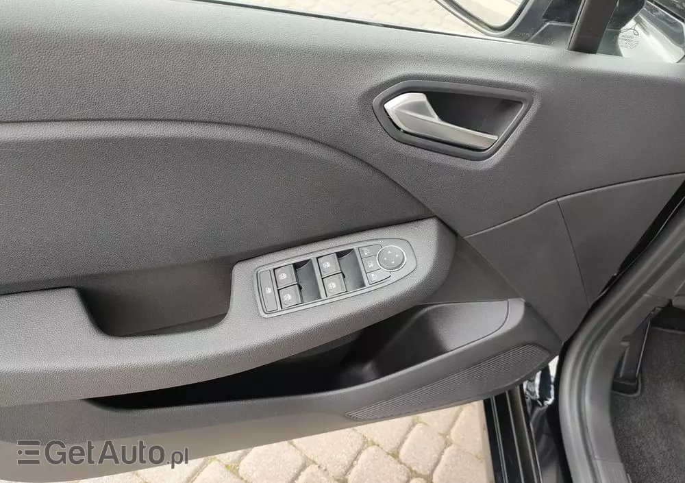 RENAULT Clio TCe 90 EQUILIBRE