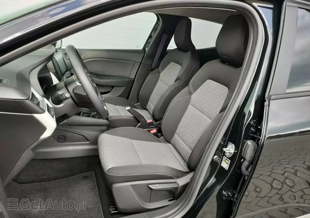 RENAULT Clio TCe 90 EQUILIBRE