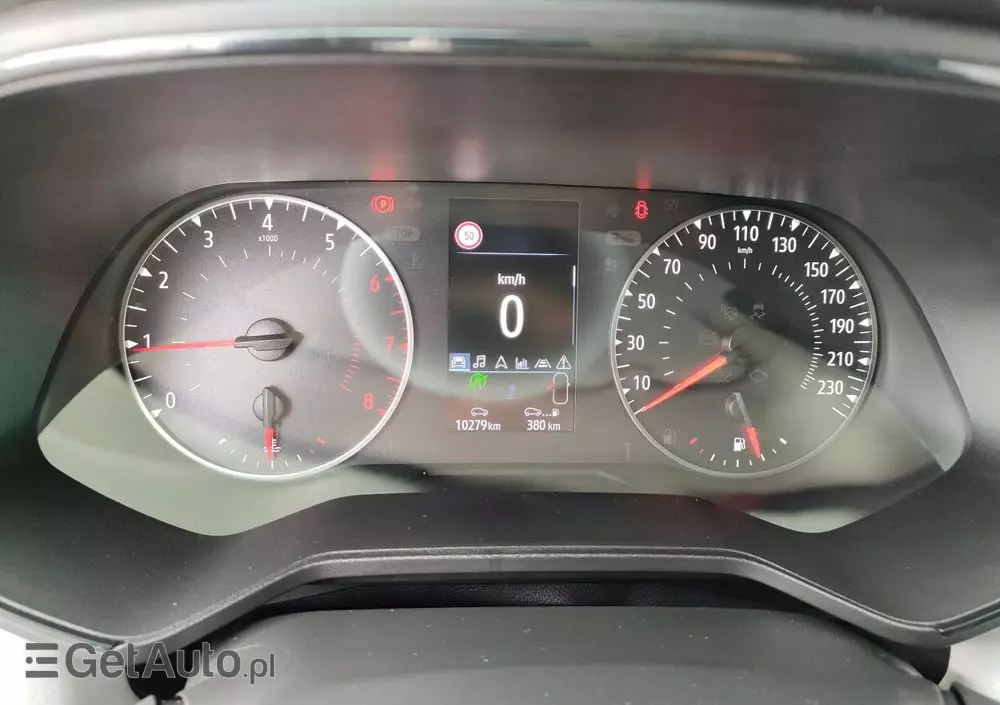 RENAULT Clio TCe 90 EQUILIBRE