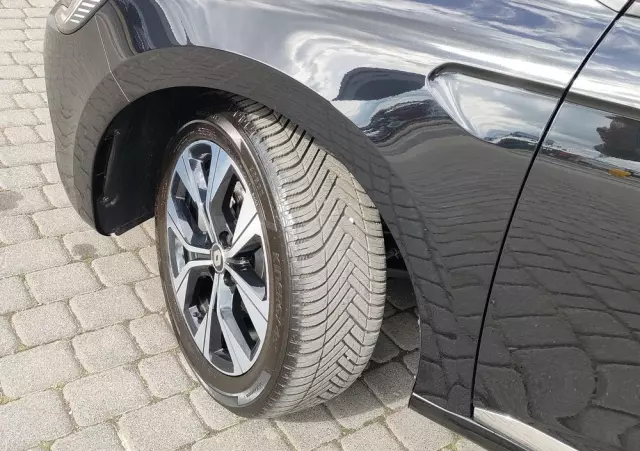 RENAULT Clio TCe 90 EQUILIBRE