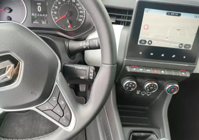 RENAULT Clio TCe 90 EQUILIBRE