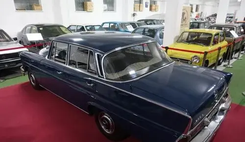 MERCEDES-BENZ 220sb 