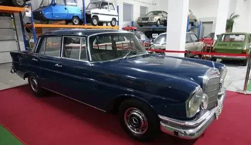 MERCEDES-BENZ 220sb 
