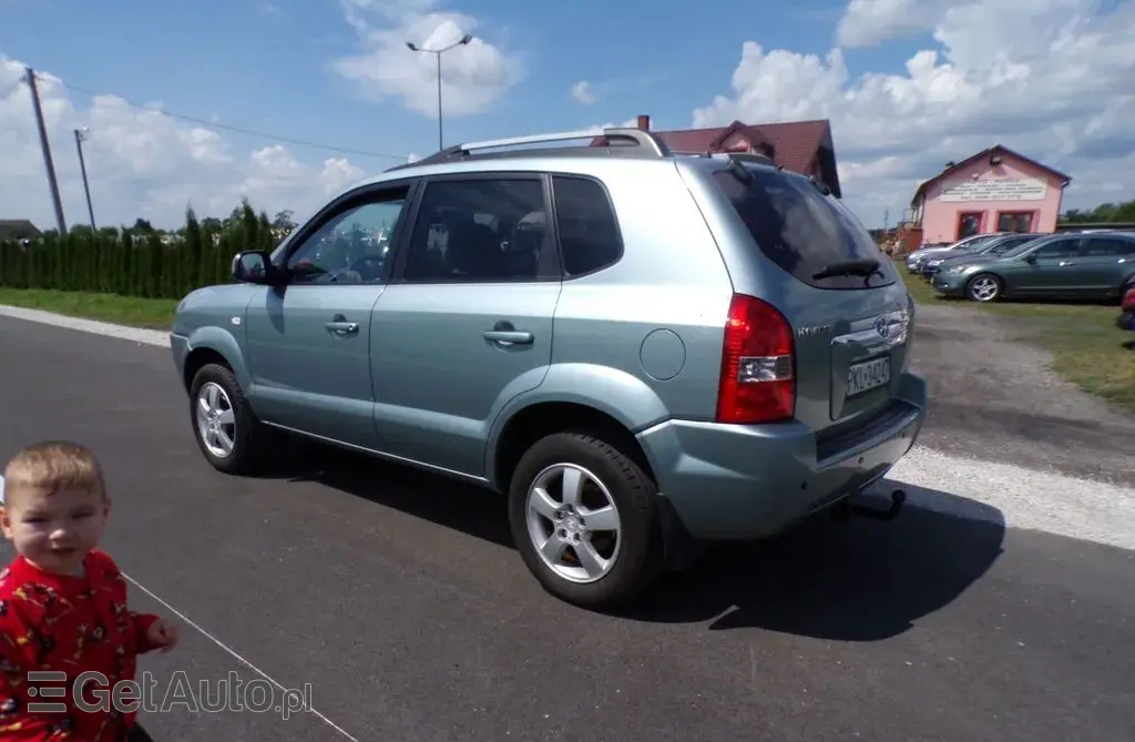 HYUNDAI Tucson 