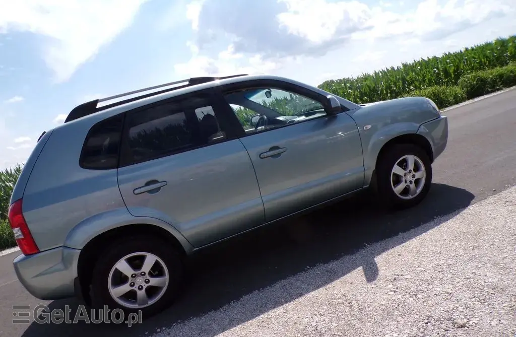 HYUNDAI Tucson 