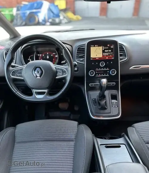 RENAULT Grand Scenic 