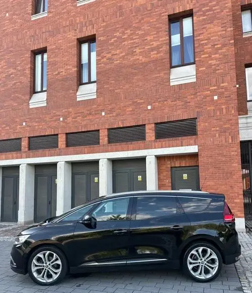 RENAULT Grand Scenic 