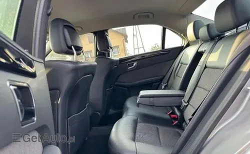 MERCEDES-BENZ Klasa E 