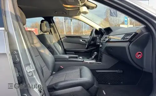 MERCEDES-BENZ Klasa E 