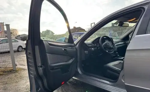 MERCEDES-BENZ Klasa E 