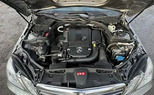 MERCEDES-BENZ Klasa E 