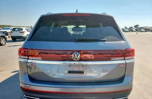 VOLKSWAGEN Atlas 