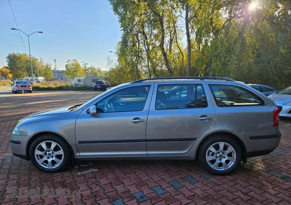 SKODA Octavia 1.9 TDI Ambiente DSG