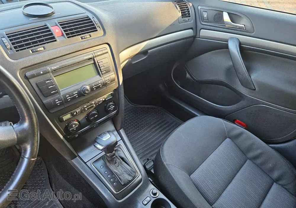 SKODA Octavia 1.9 TDI Ambiente DSG