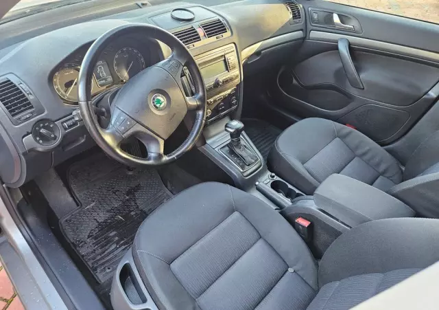 SKODA Octavia 1.9 TDI Ambiente DSG