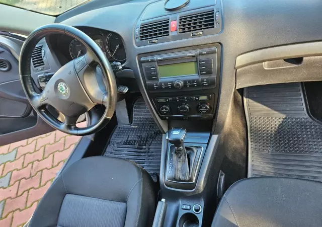 SKODA Octavia 1.9 TDI Ambiente DSG