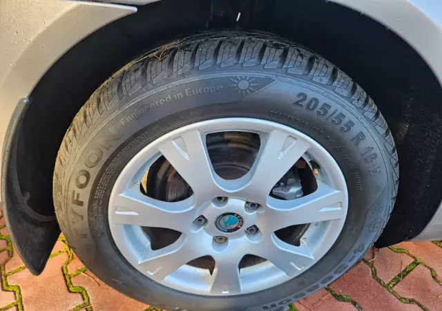 SKODA Octavia 1.9 TDI Ambiente DSG