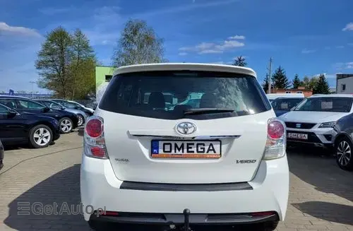 TOYOTA Verso 