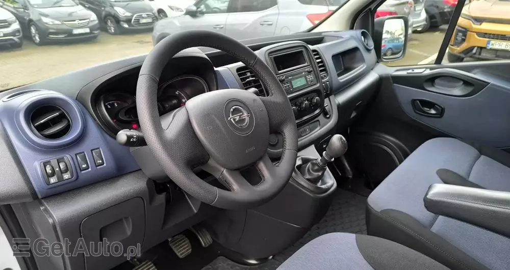 OPEL Vivaro 