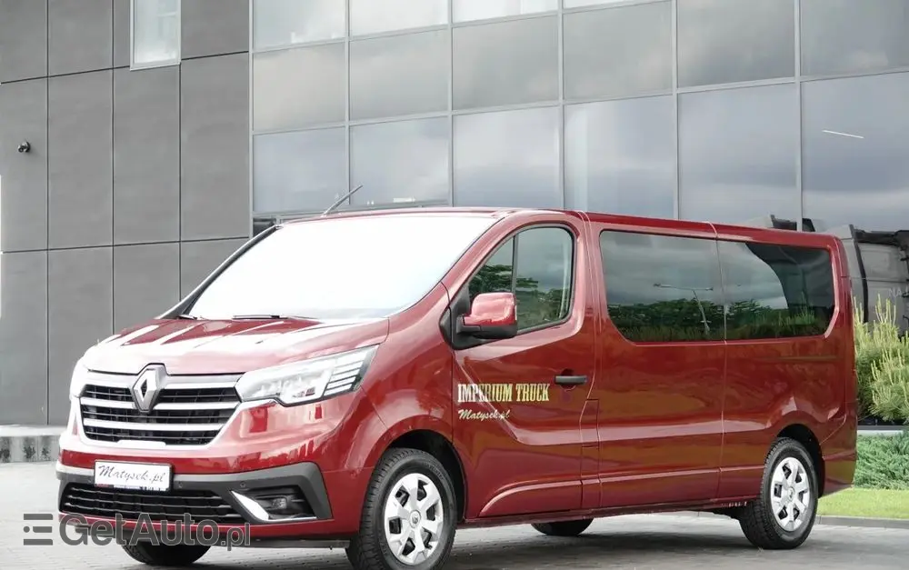 RENAULT TRAFIC III / BUS / 9 MIEJSC / 2022 ROK / PIERWSZY WŁAŚCICIEL / SERWISOWANY 
