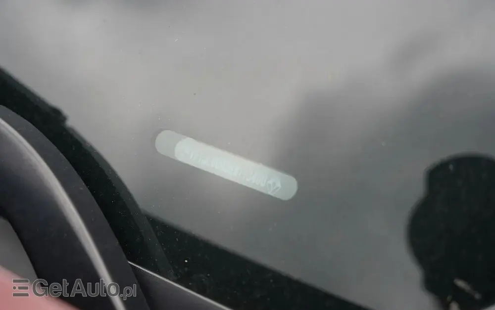 RENAULT TRAFIC III / BUS / 9 MIEJSC / 2022 ROK / PIERWSZY WŁAŚCICIEL / SERWISOWANY 