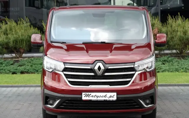 RENAULT TRAFIC III / BUS / 9 MIEJSC / 2022 ROK / PIERWSZY WŁAŚCICIEL / SERWISOWANY 