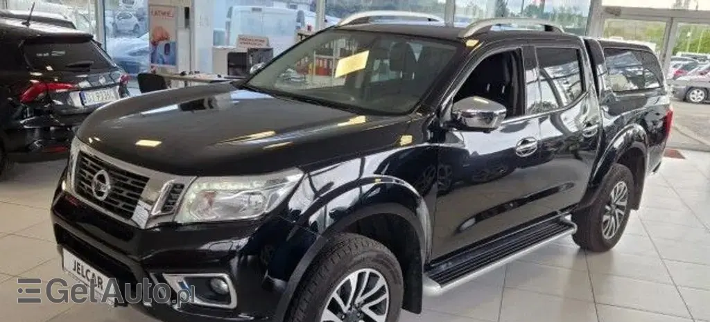 NISSAN Navara 