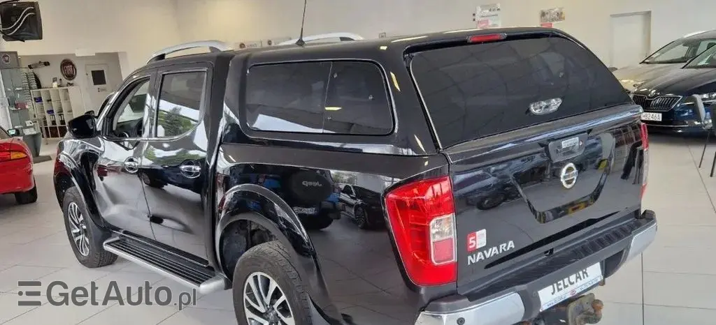 NISSAN Navara 