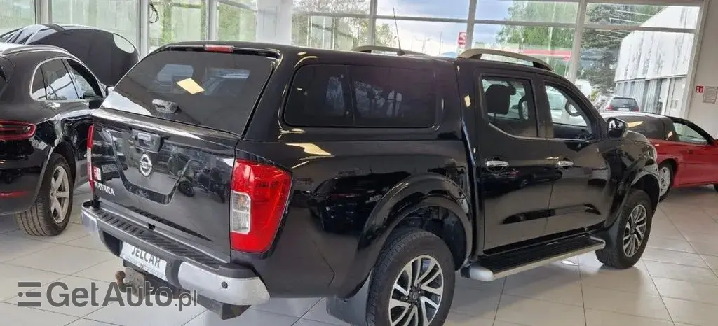 NISSAN Navara 