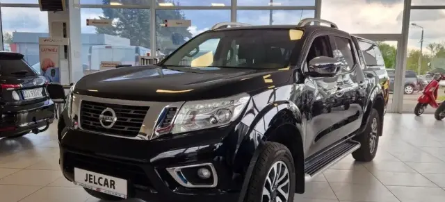 NISSAN Navara 