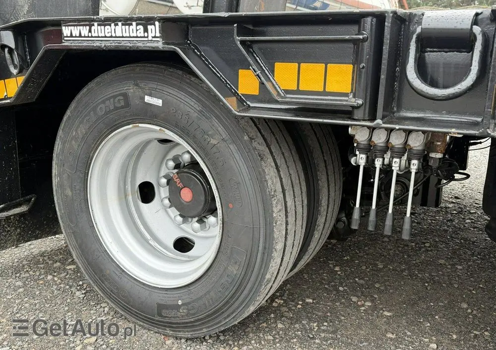 BODEX 4 osiowa NN4J Niskopodwoziówka Niskopodwozie Nowe Opony 