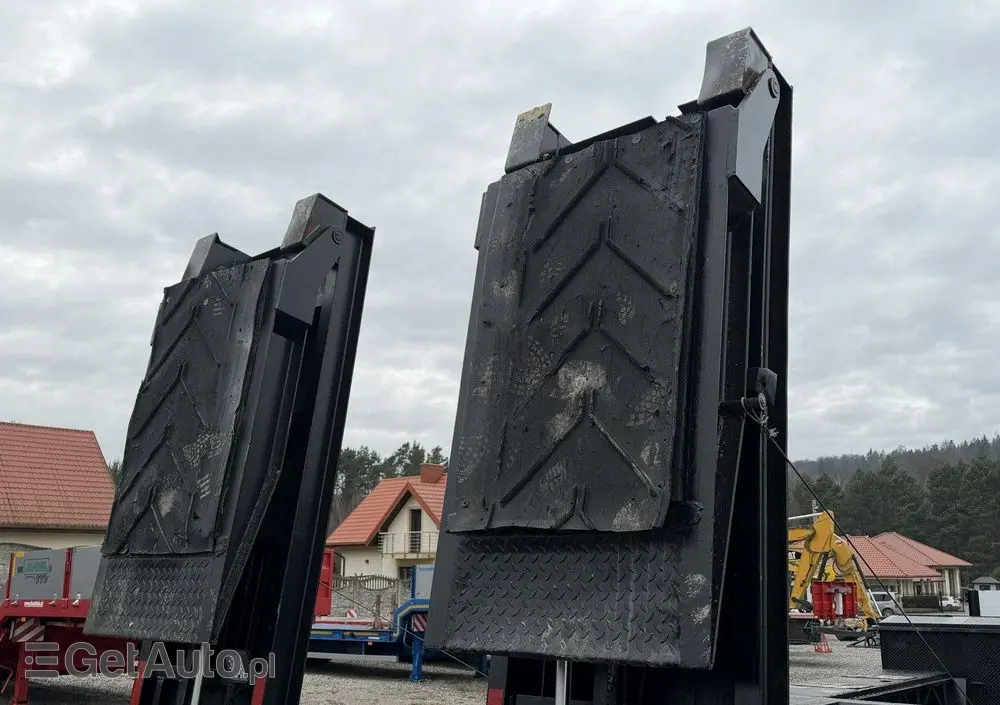 BODEX 4 osiowa NN4J Niskopodwoziówka Niskopodwozie Nowe Opony 