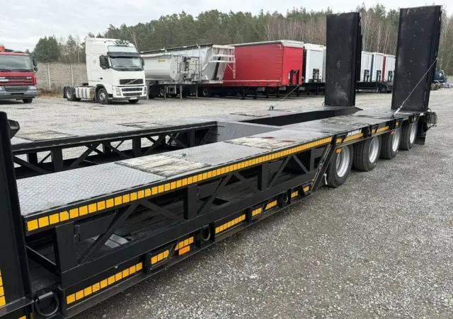 BODEX 4 osiowa NN4J Niskopodwoziówka Niskopodwozie Nowe Opony 