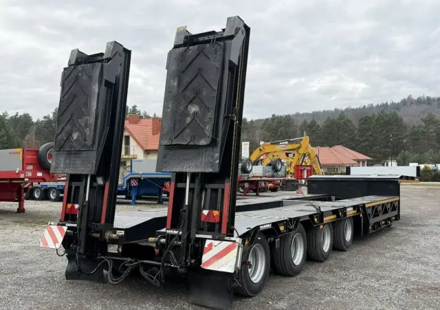 BODEX 4 osiowa NN4J Niskopodwoziówka Niskopodwozie Nowe Opony 