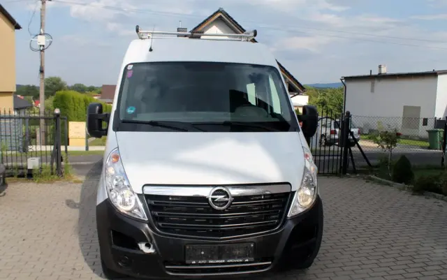 OPEL BRYGADOWY OPEL 6 MIEJSCOWY BEZWYPADKOWY 