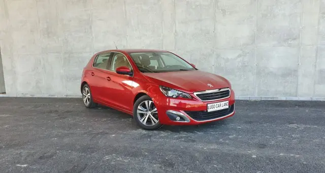 PEUGEOT 308 1.2 PureTech Allure S&S EAT6