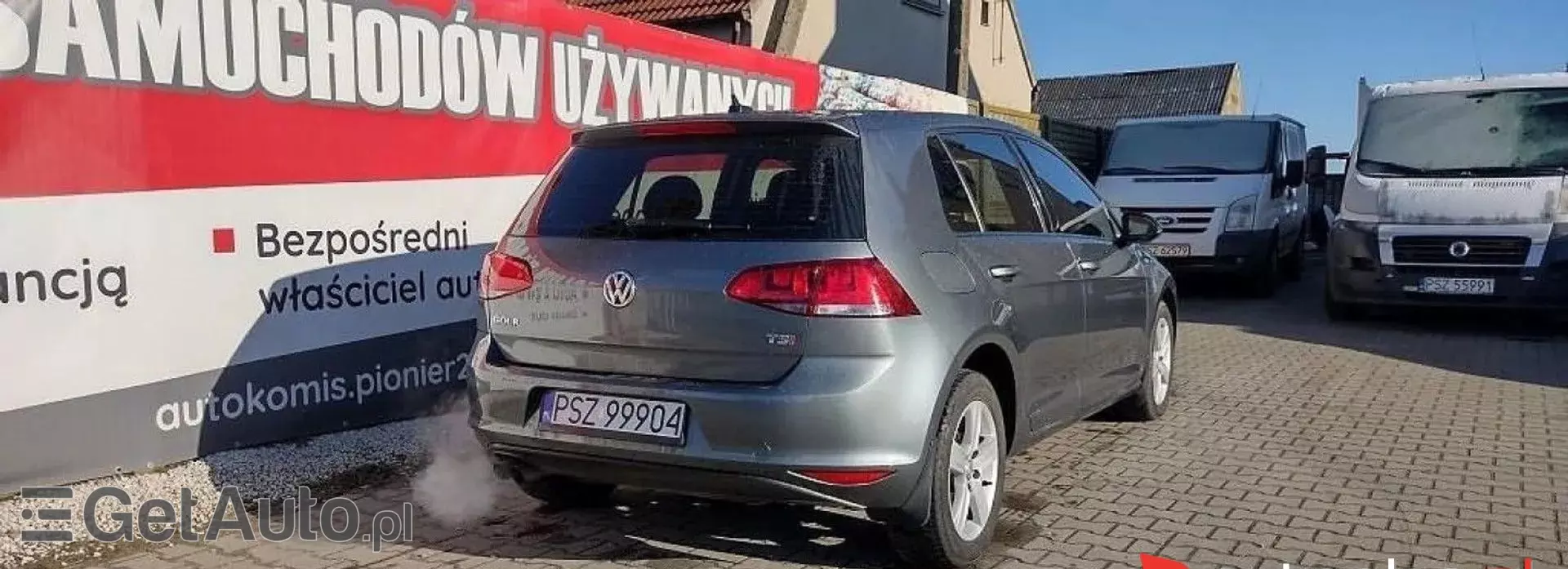 VOLKSWAGEN Golf 